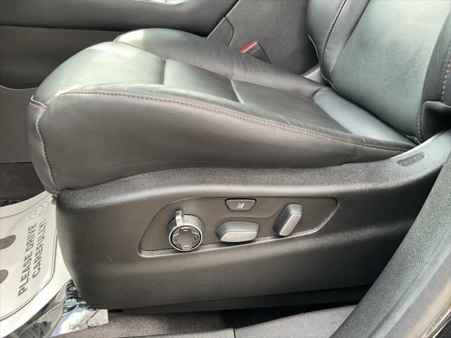 used 2023 Cadillac XT4 car, priced at $30,830