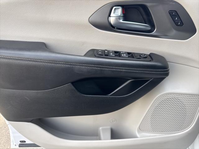 used 2023 Chrysler Pacifica car, priced at $23,300