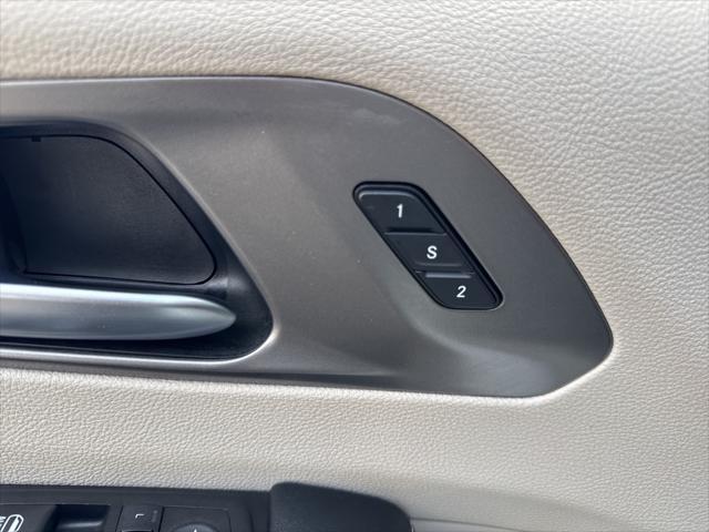 used 2023 Chrysler Pacifica car, priced at $23,300