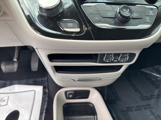 used 2023 Chrysler Pacifica car, priced at $23,300