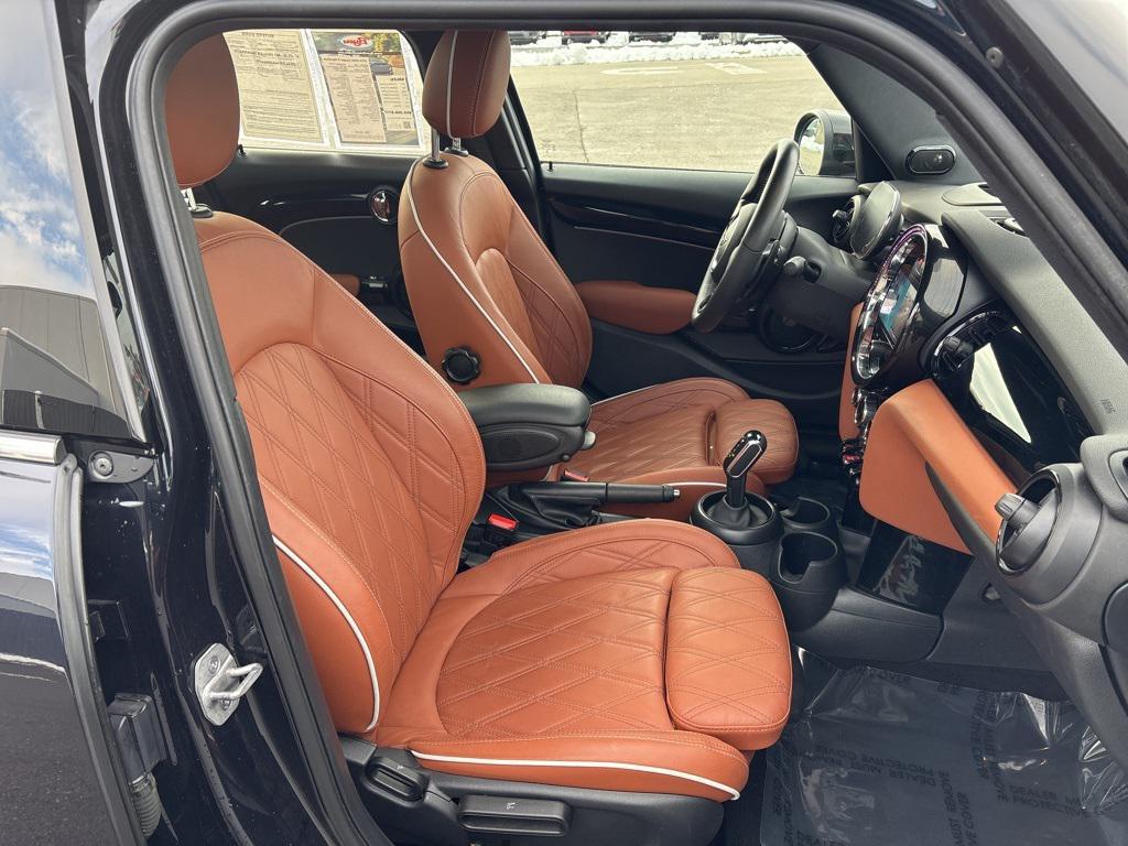 used 2024 MINI Hardtop car, priced at $25,500