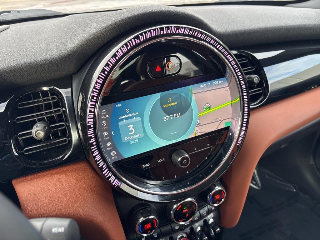 used 2024 MINI Hardtop car, priced at $25,500