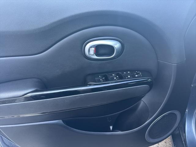 used 2016 Kia Soul car, priced at $8,898