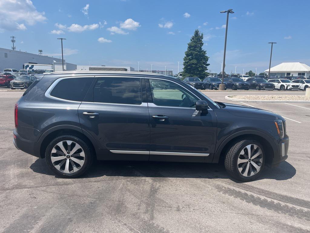 used 2022 Kia Telluride car, priced at $30,800
