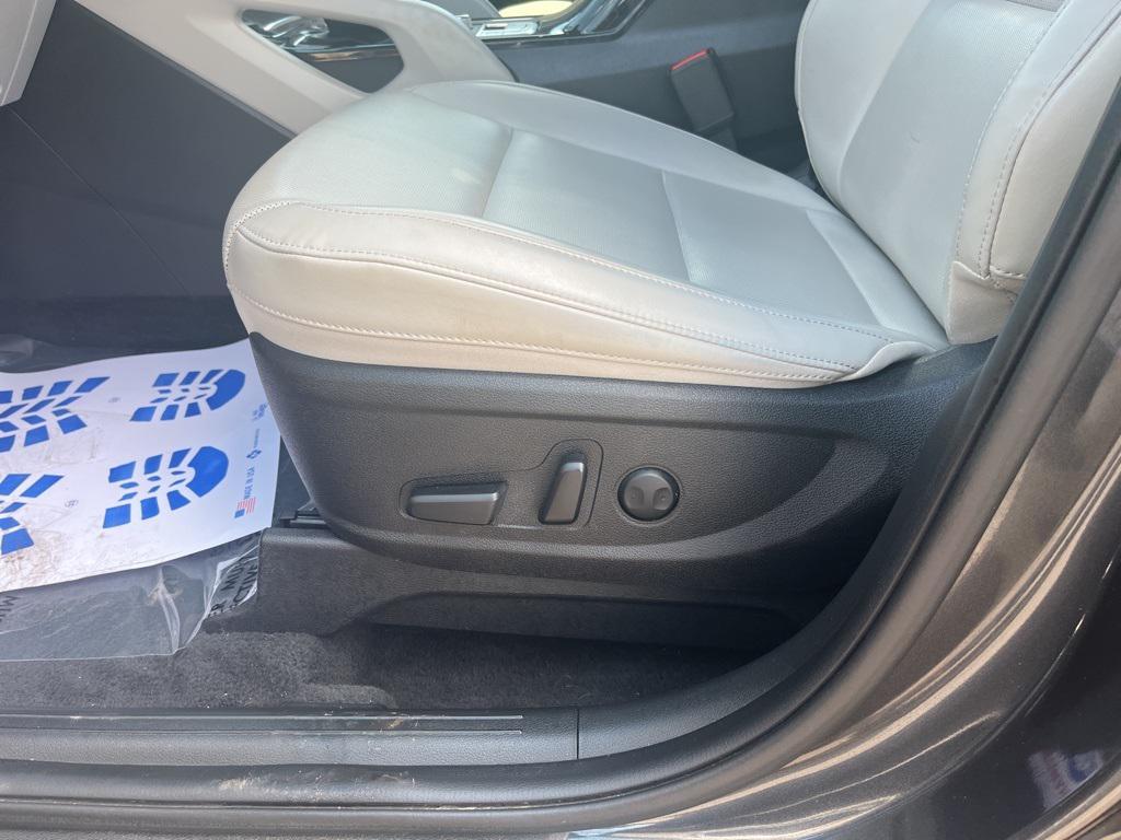 used 2022 Kia Telluride car, priced at $30,800