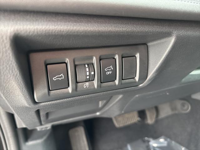 used 2025 Subaru Outback car, priced at $38,000
