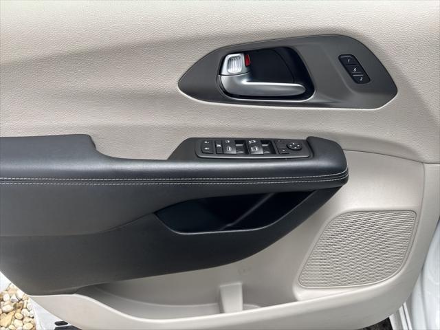 used 2023 Chrysler Pacifica car, priced at $23,300