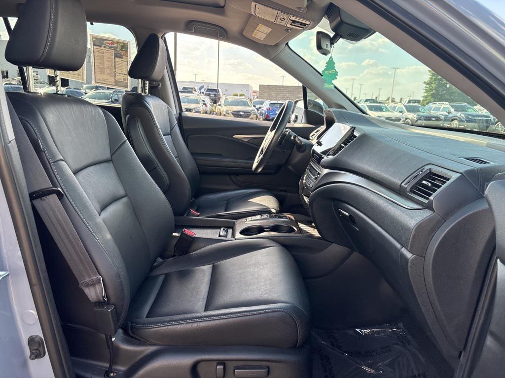 used 2022 Honda Pilot car, priced at $26,000