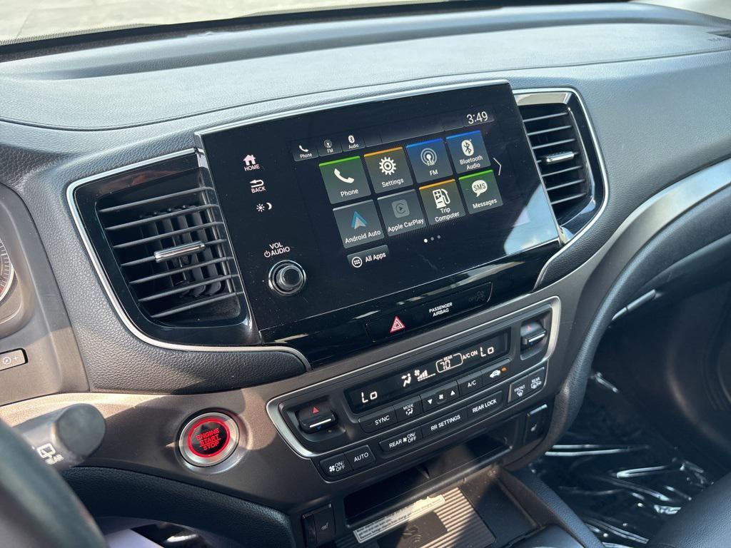 used 2022 Honda Pilot car, priced at $26,000