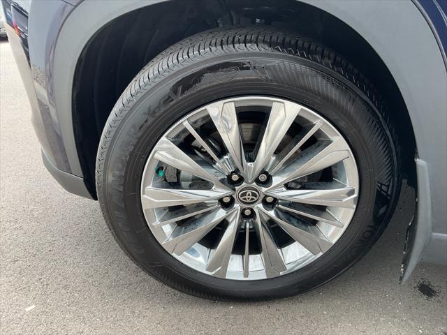 used 2024 Toyota Grand Highlander car, priced at $52,893
