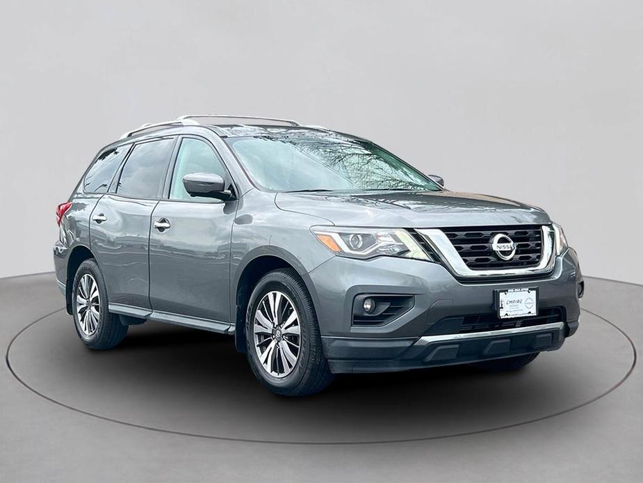 used 2017 Nissan Pathfinder car, priced at $18,495