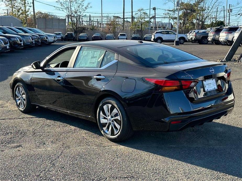 new 2025 Nissan Altima car, priced at $25,301