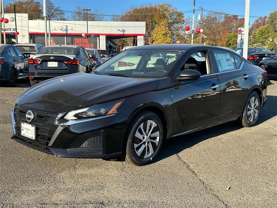 new 2025 Nissan Altima car, priced at $25,301