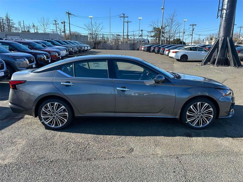 new 2025 Nissan Altima car, priced at $34,033