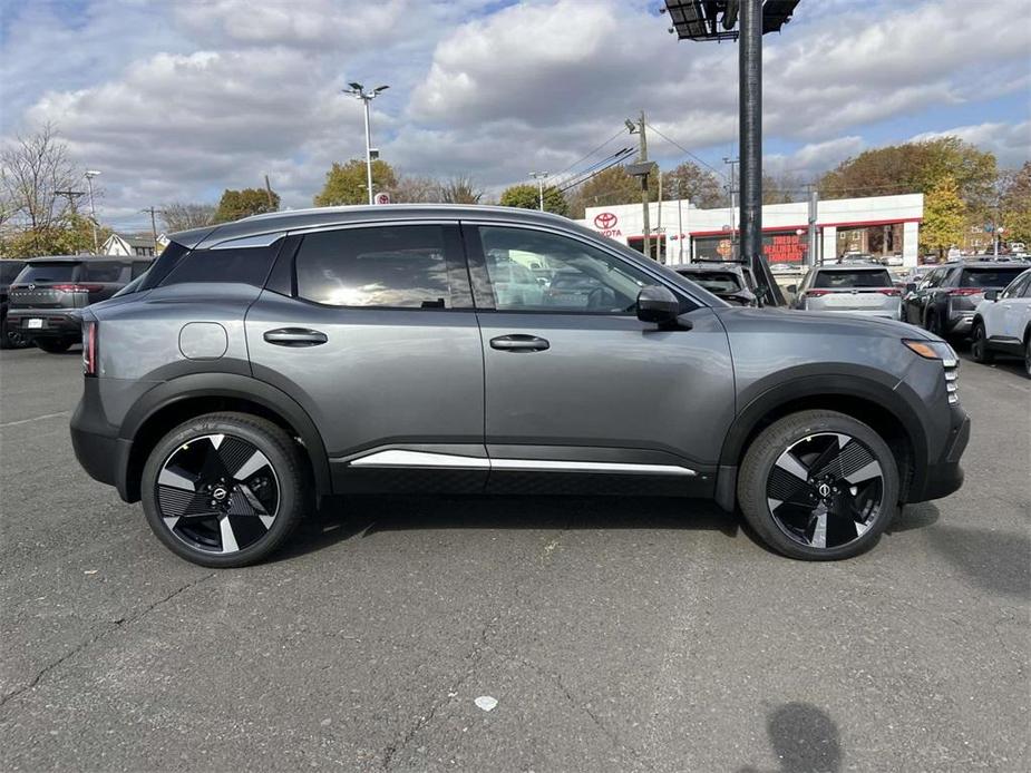 new 2025 Nissan Kicks car, priced at $28,429