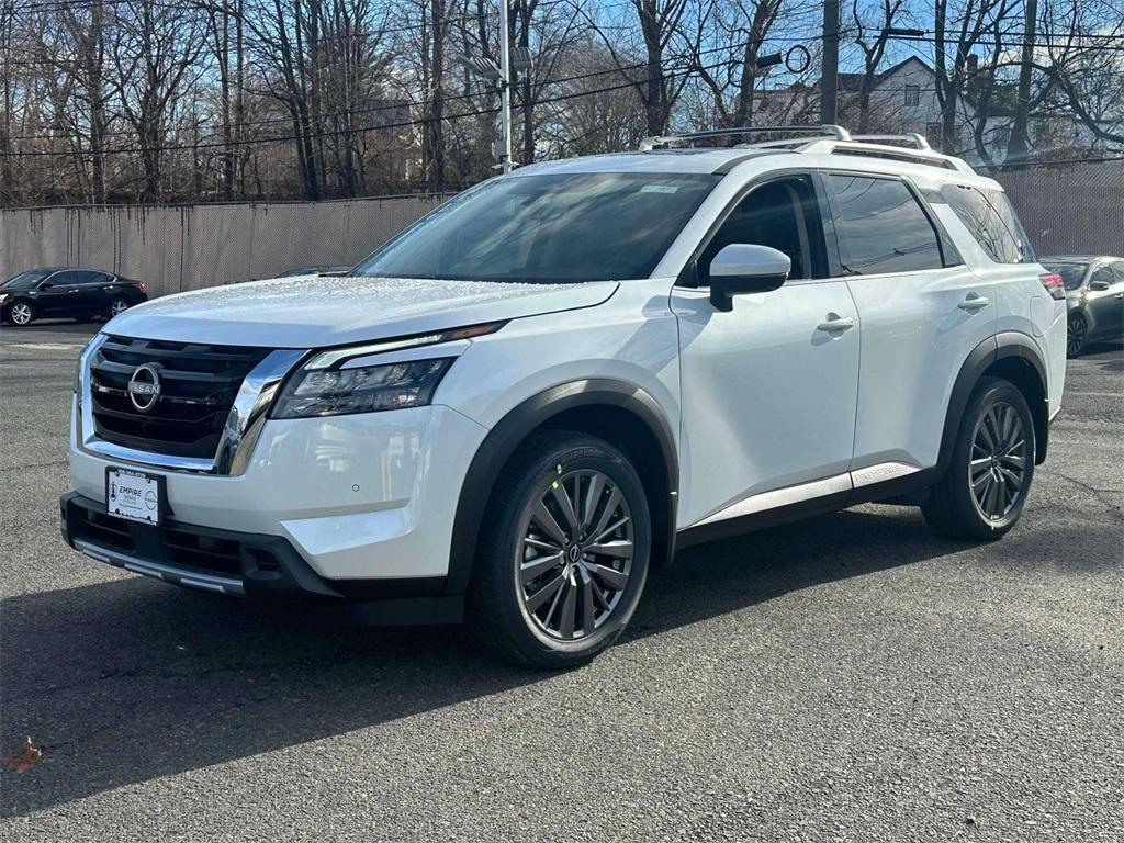 new 2025 Nissan Pathfinder car, priced at $48,053