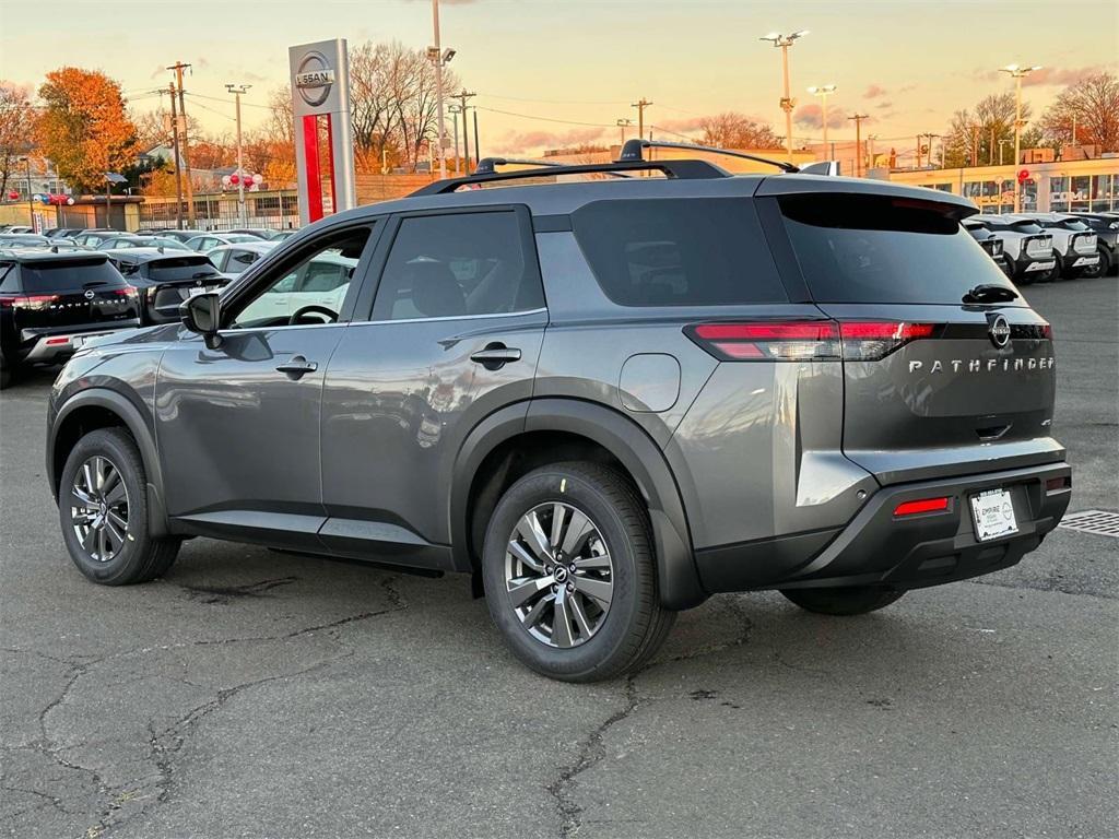 new 2025 Nissan Pathfinder car, priced at $42,551