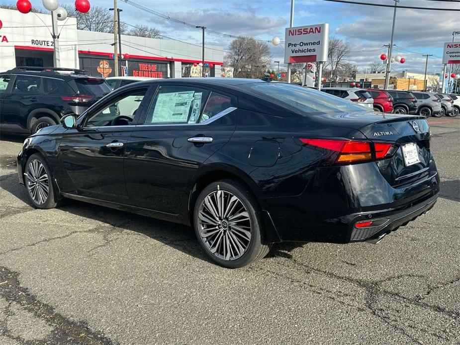 new 2025 Nissan Altima car, priced at $33,954