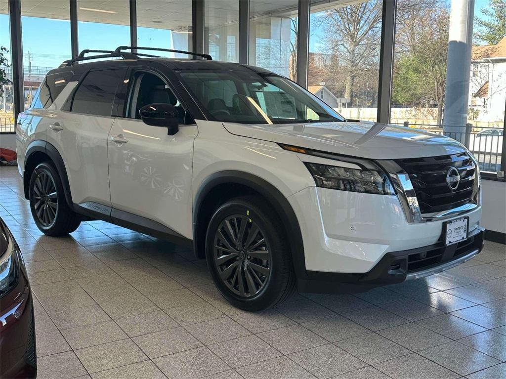 new 2025 Nissan Pathfinder car, priced at $48,187