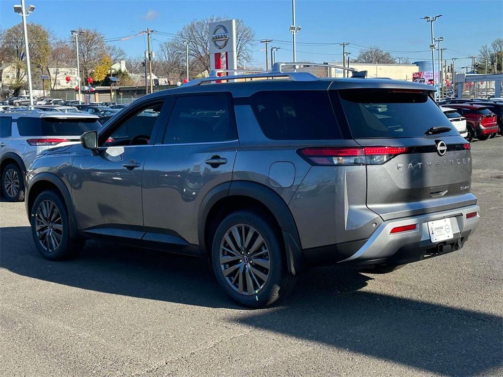 new 2025 Nissan Pathfinder car, priced at $47,365