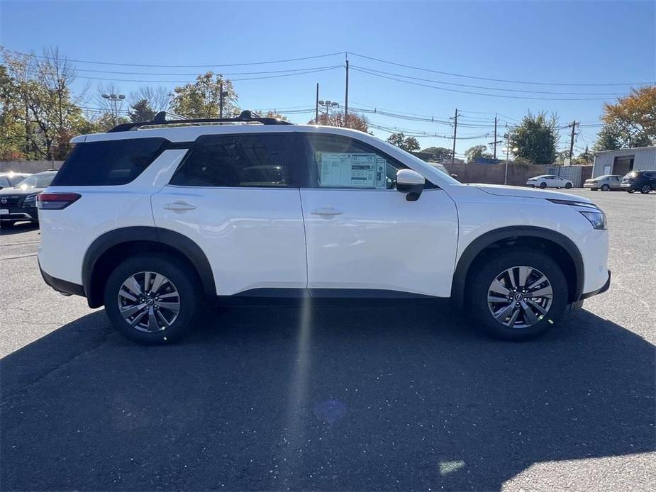 new 2024 Nissan Pathfinder car, priced at $36,897