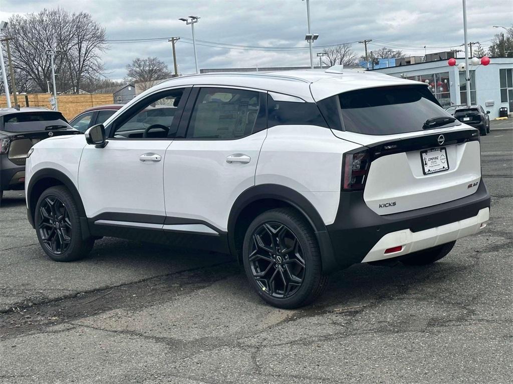 new 2025 Nissan Kicks car, priced at $32,290