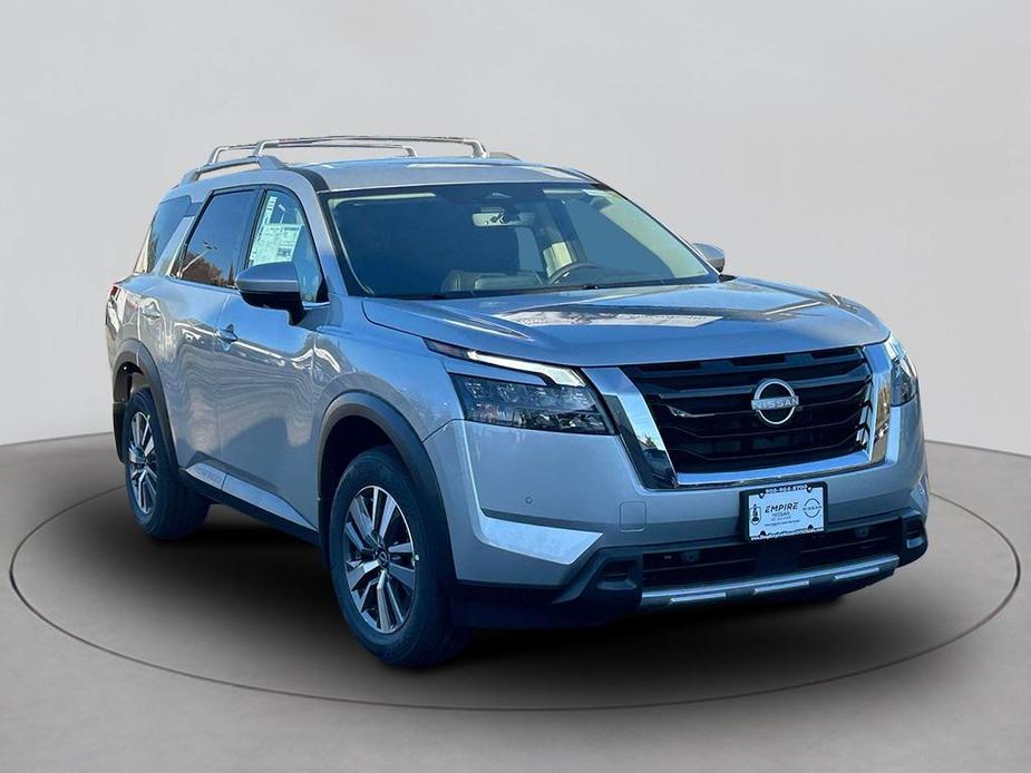 new 2025 Nissan Pathfinder car, priced at $44,999