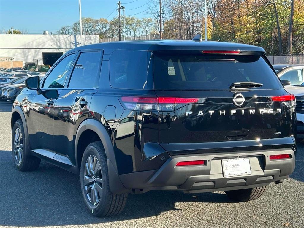 new 2025 Nissan Pathfinder car, priced at $38,534