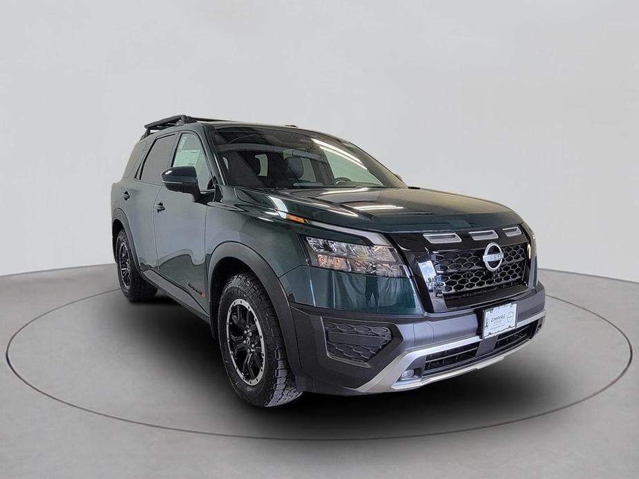 new 2024 Nissan Pathfinder car, priced at $40,000