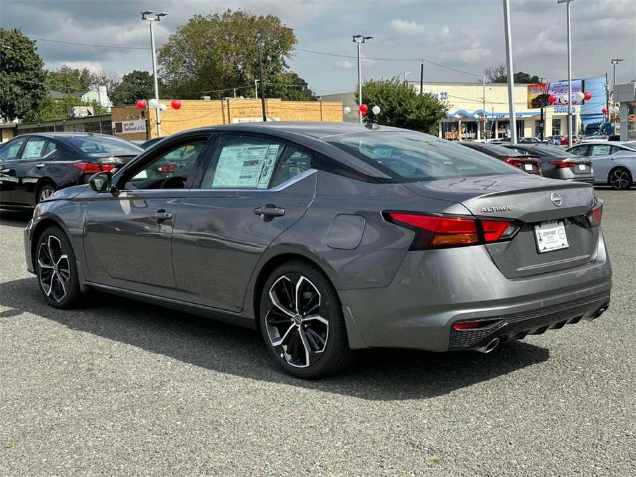 new 2025 Nissan Altima car, priced at $27,978