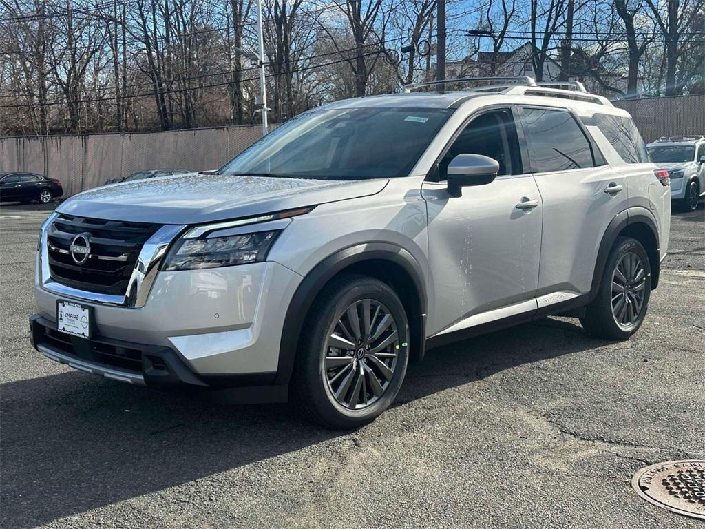 new 2025 Nissan Pathfinder car, priced at $47,443