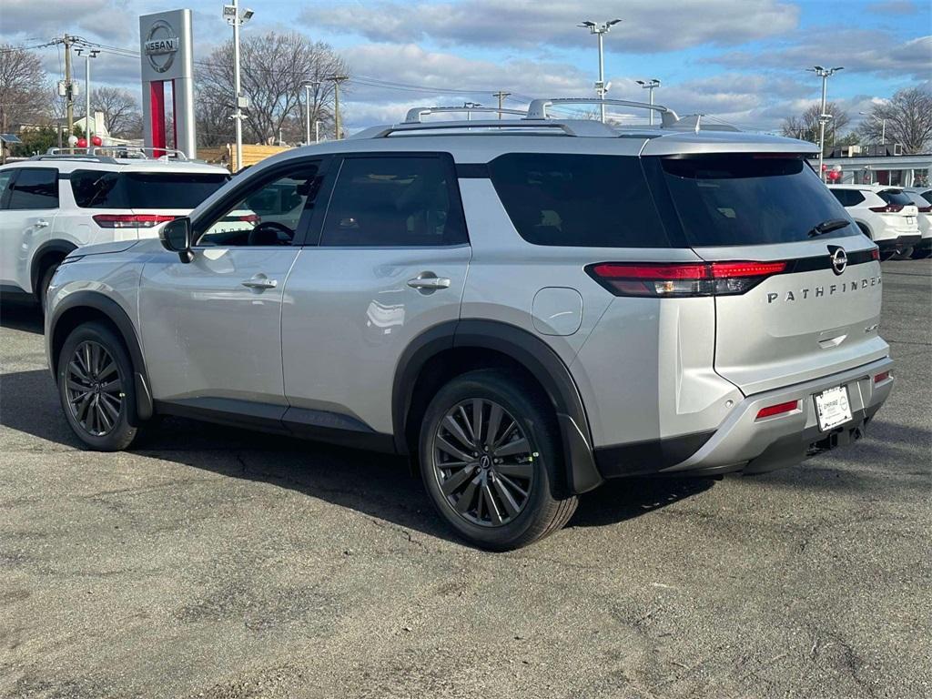 new 2025 Nissan Pathfinder car, priced at $47,443