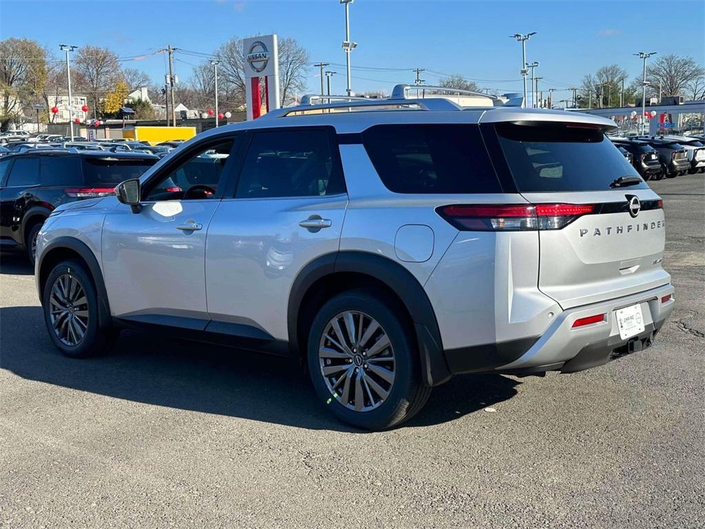 new 2025 Nissan Pathfinder car, priced at $47,365