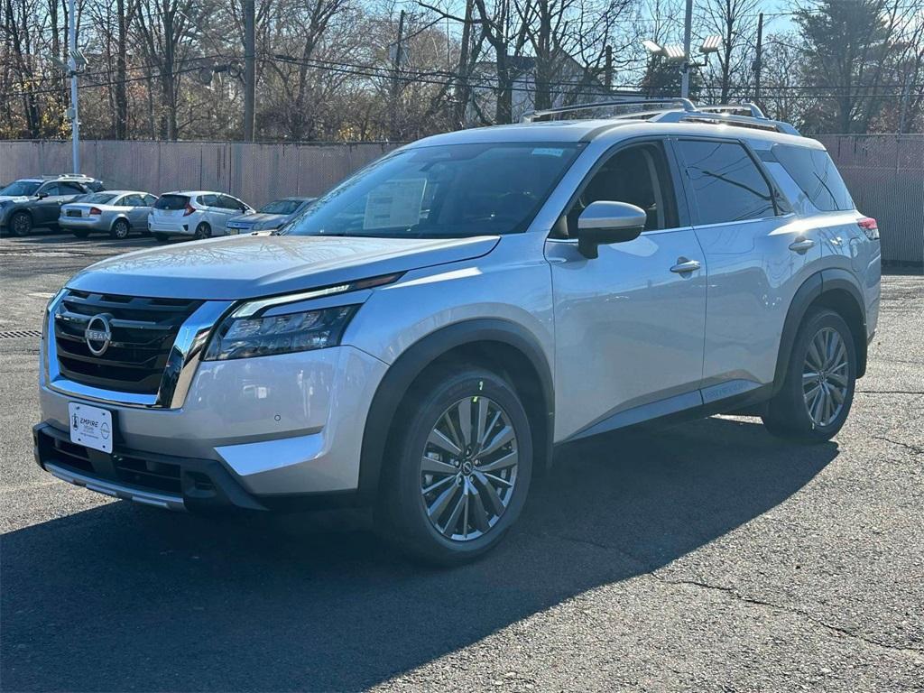 new 2025 Nissan Pathfinder car, priced at $47,365