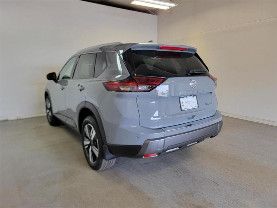 new 2024 Nissan Rogue car, priced at $33,353