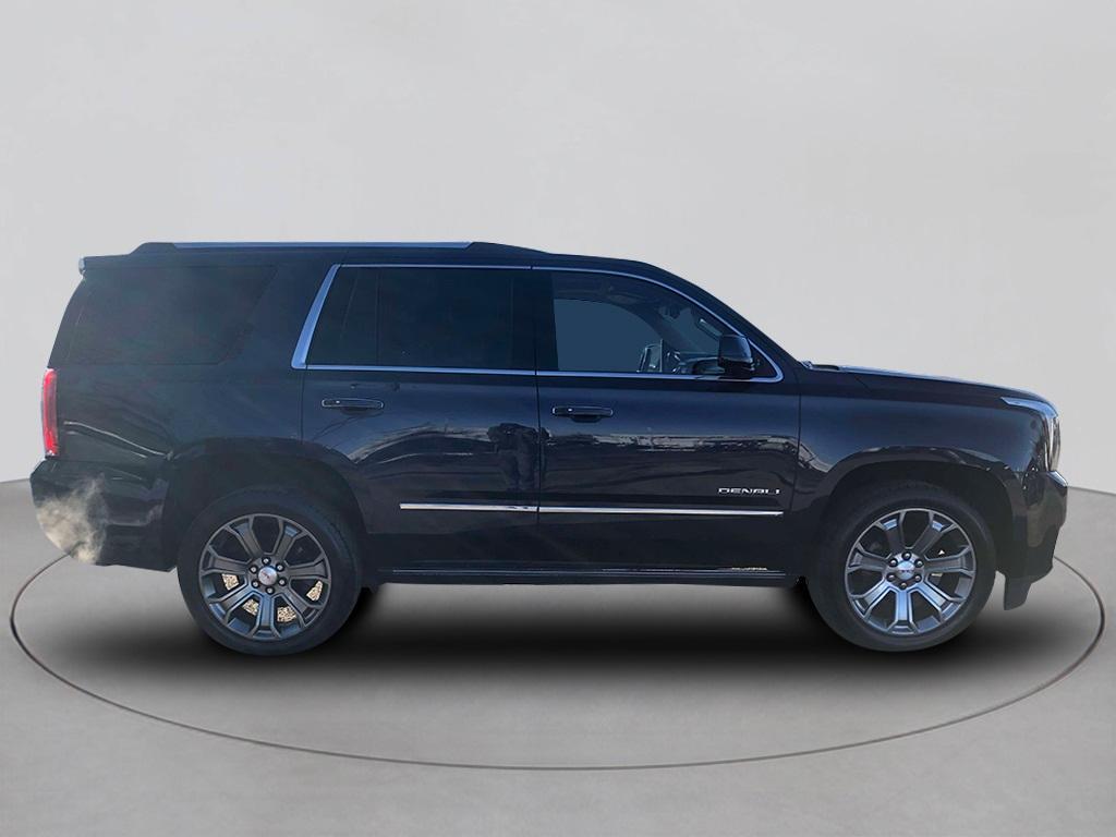 used 2017 GMC Yukon car, priced at $24,938