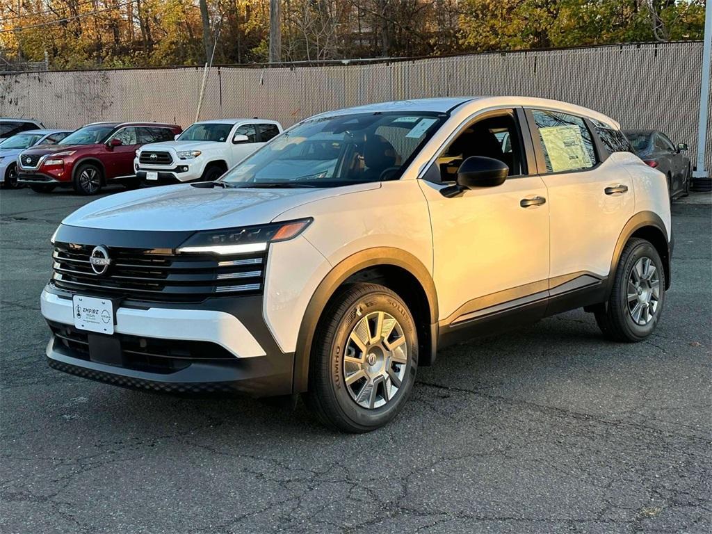 new 2025 Nissan Kicks car, priced at $24,247