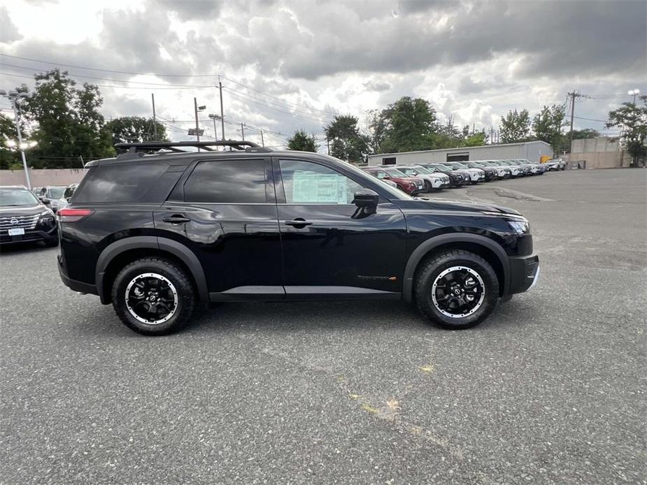 new 2024 Nissan Pathfinder car, priced at $40,305