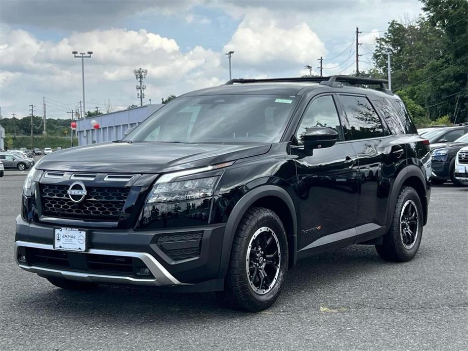 new 2024 Nissan Pathfinder car, priced at $40,305