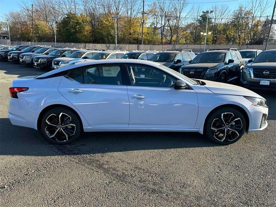 new 2025 Nissan Altima car, priced at $29,552