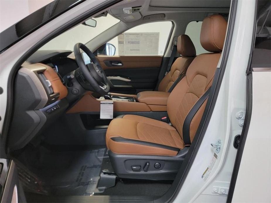 new 2024 Nissan Pathfinder car, priced at $49,089