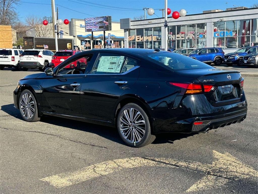 new 2025 Nissan Altima car, priced at $34,954