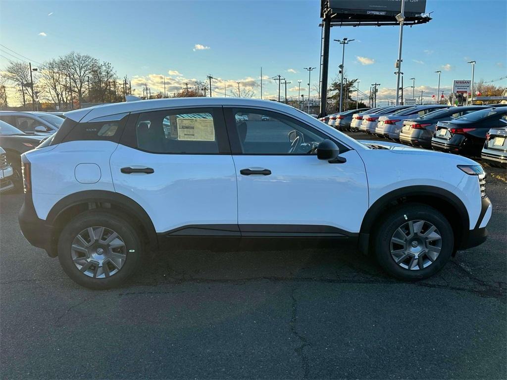 new 2025 Nissan Kicks car, priced at $24,247