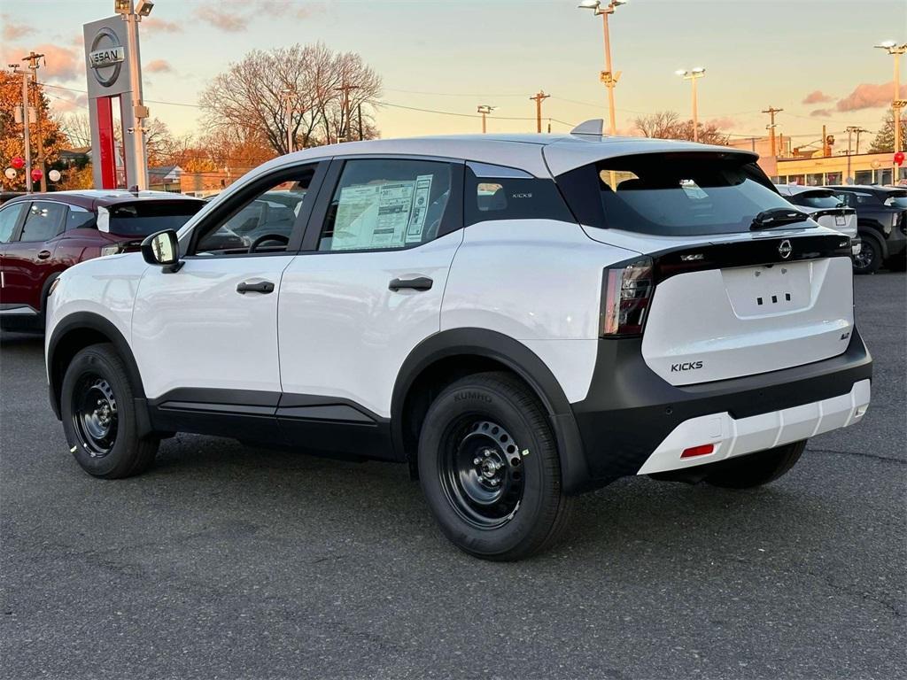 new 2025 Nissan Kicks car, priced at $24,319