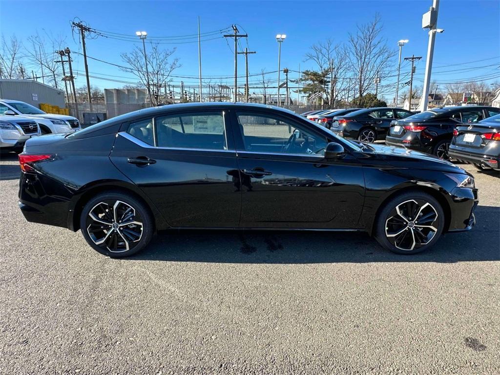 new 2025 Nissan Altima car, priced at $32,321