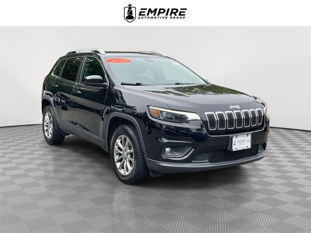 used 2019 Jeep Cherokee car, priced at $12,316