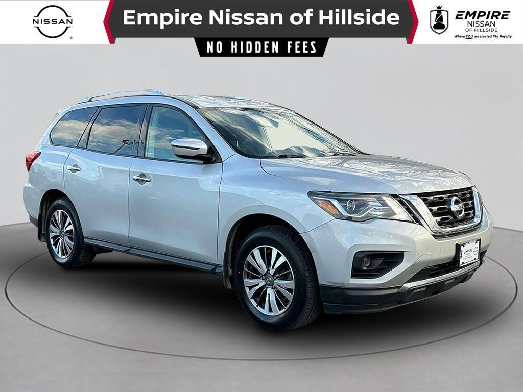 used 2020 Nissan Pathfinder car, priced at $18,659