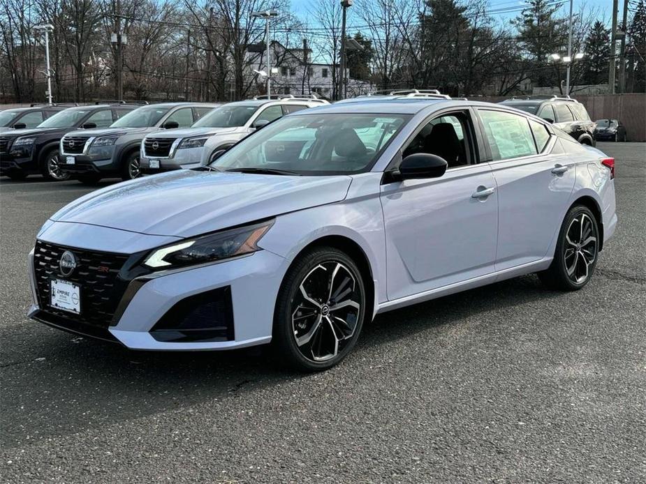 new 2025 Nissan Altima car, priced at $32,780