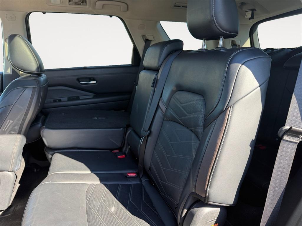 used 2023 Nissan Pathfinder car, priced at $33,888