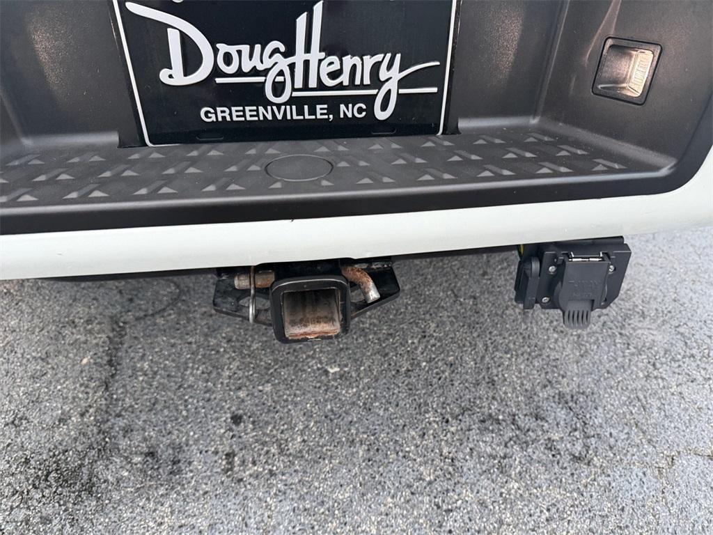 used 2024 Nissan Titan car, priced at $40,888